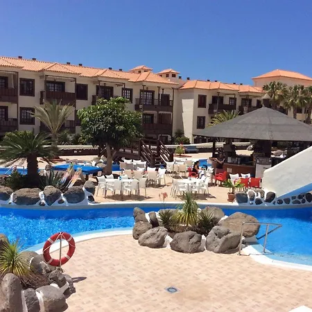 With Ocean Terrace Costa del Silencio